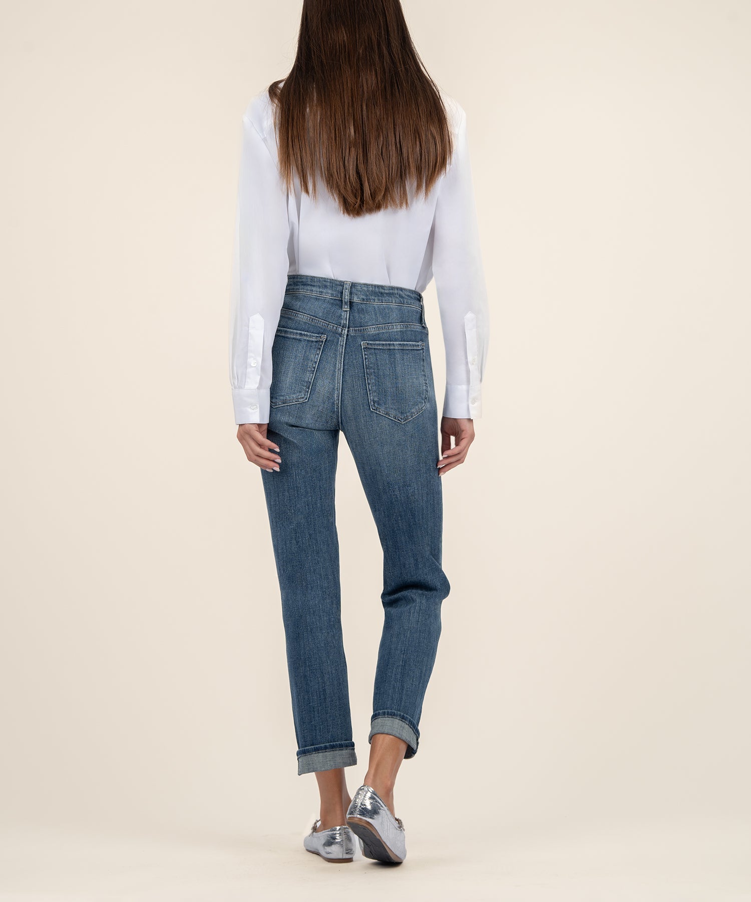 Elizabeth Slouchy Boyfriend Crop - Decorous