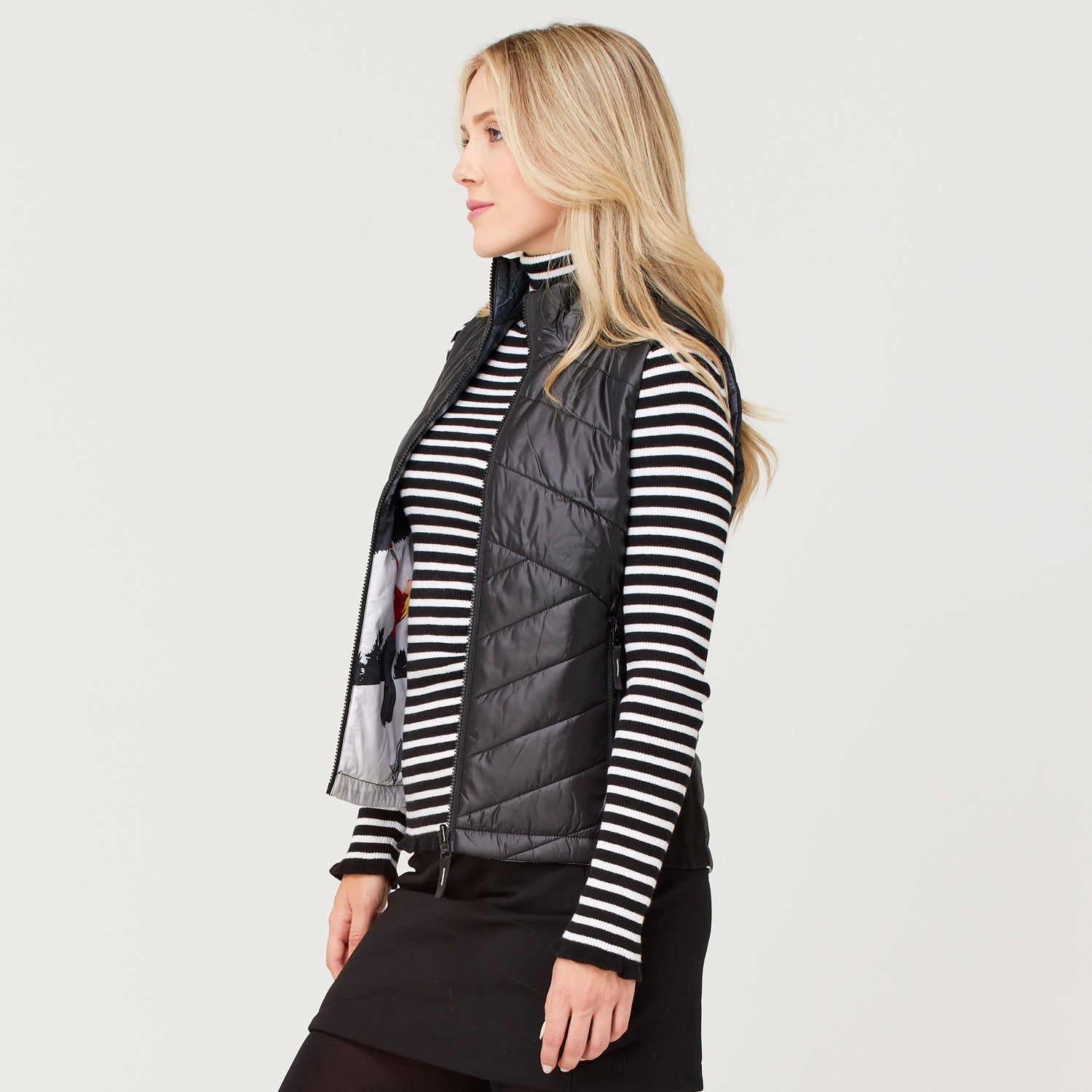 Sela Reversible Vest - Black Apres